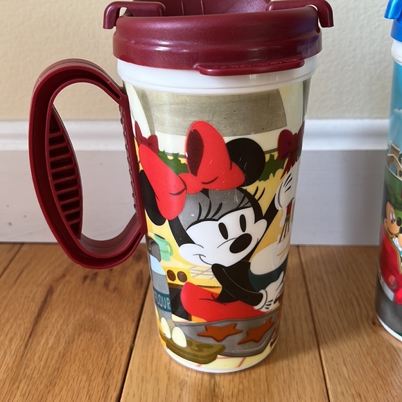 5 for $25 🛍️ Disney Parks Cups - Picture 4 of 8